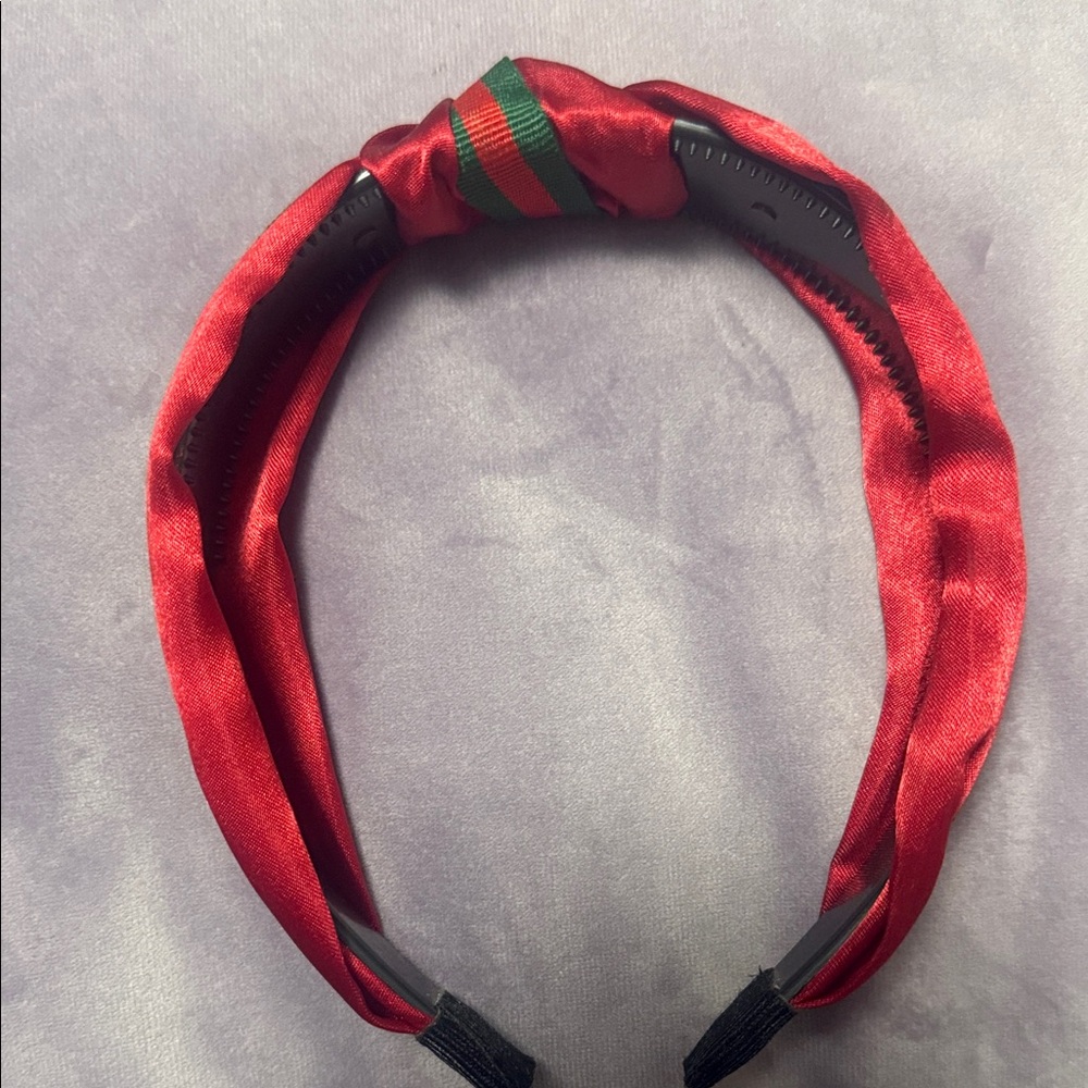Elegant Red and Green Headband - Picture 7 of 7